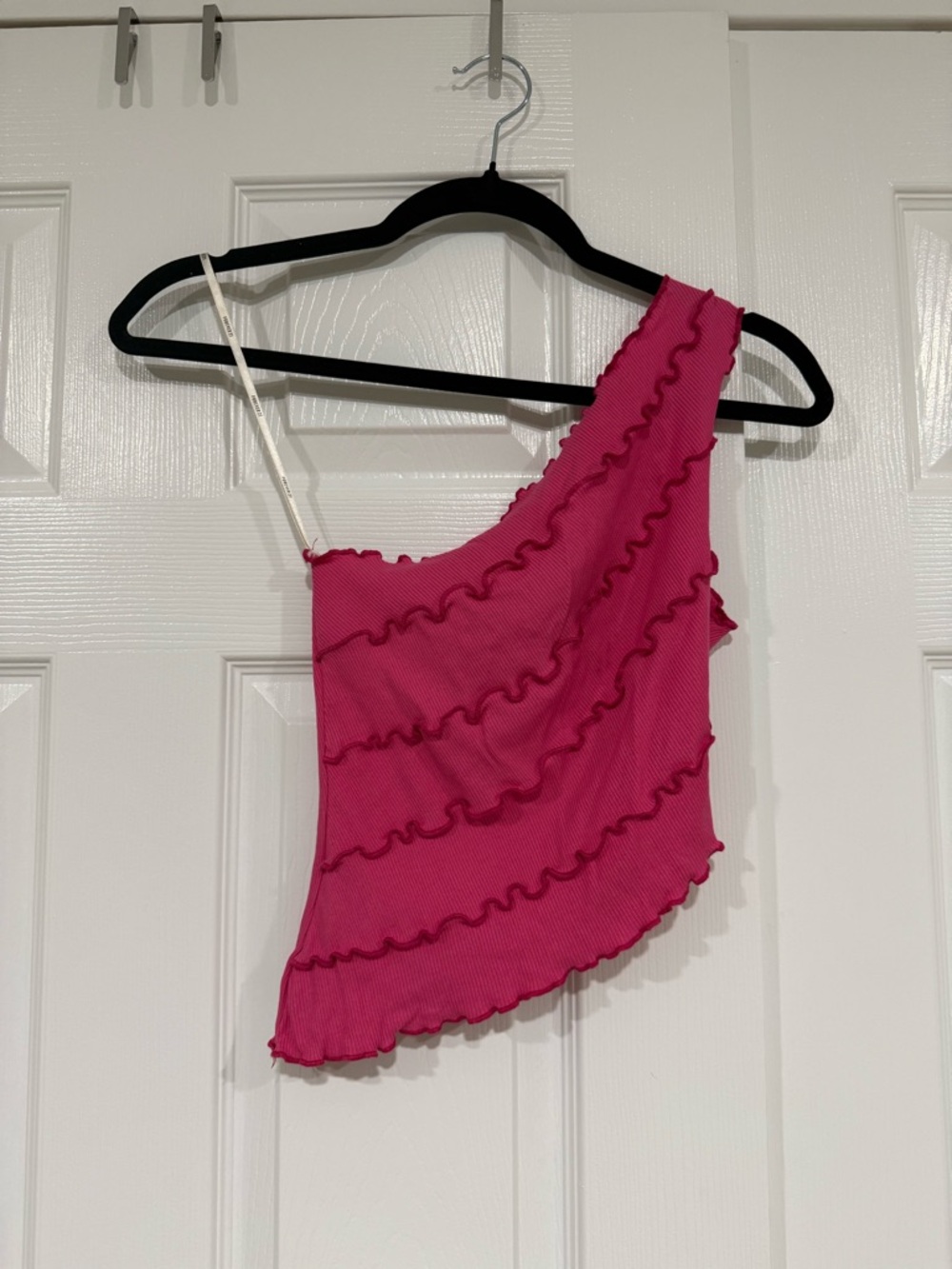 Forever 21 One-Shoulder Ruffle Crop Top - Fuchsia